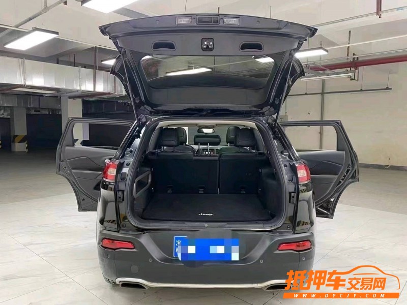 成都15年Jeep自由光4