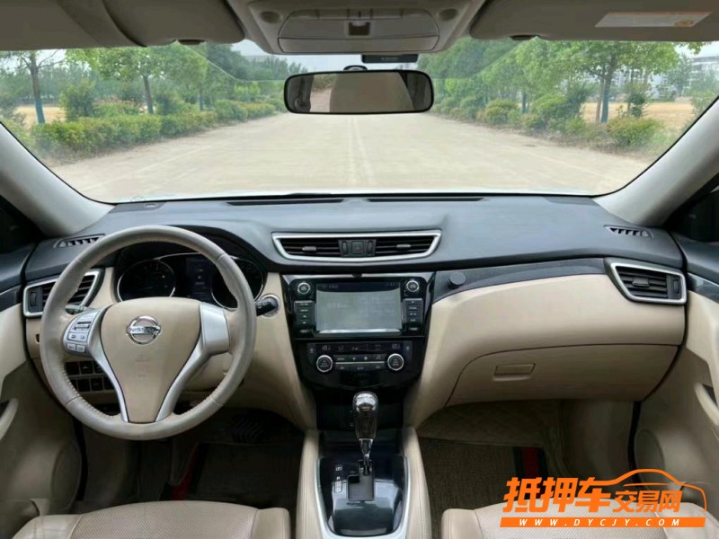鹽城14年日產奇駿2