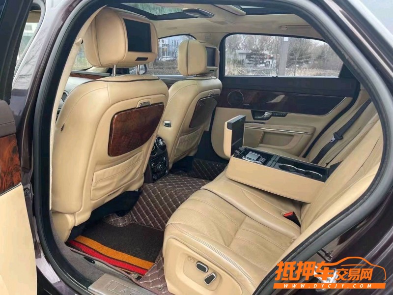 唐山13年捷豹XJL5