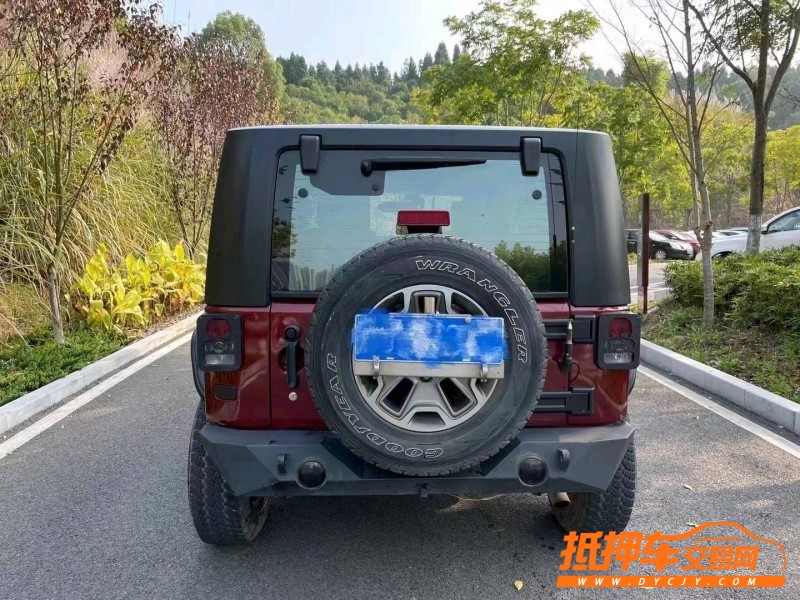 武漢10年Jeep牧馬人9