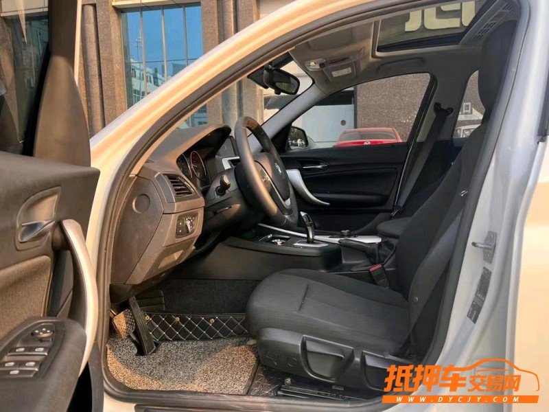 东莞19年宝马1系7