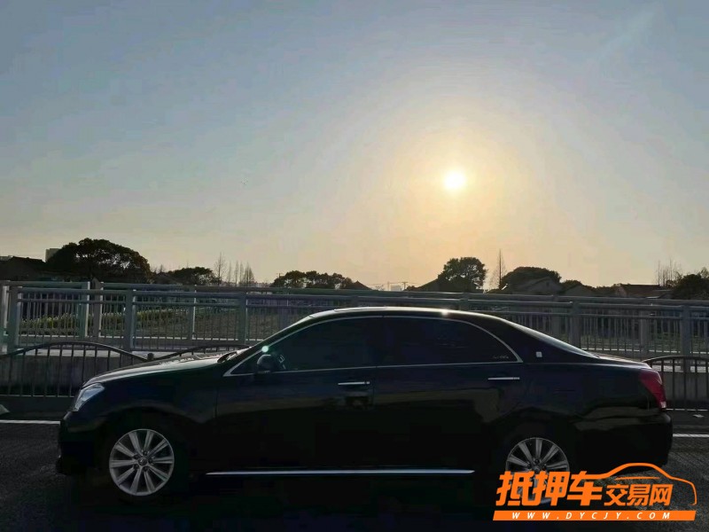 潍坊12年丰田皇冠6