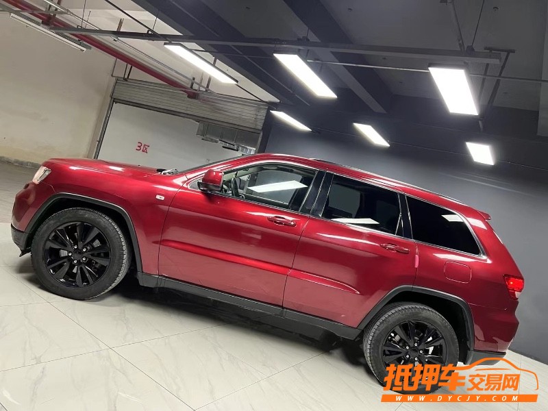 成都12年Jeep大切諾基5