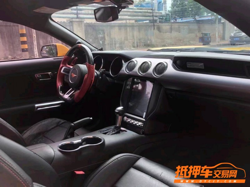 青岛16年福特野马8