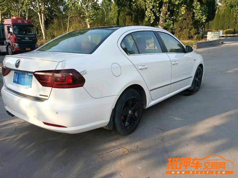 潍坊15年大众朗逸7