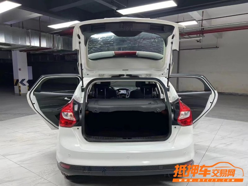 成都13年福特福克斯6