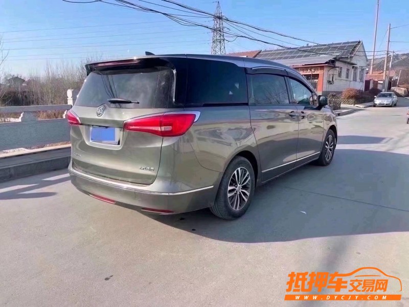 潍坊17年别克GL87