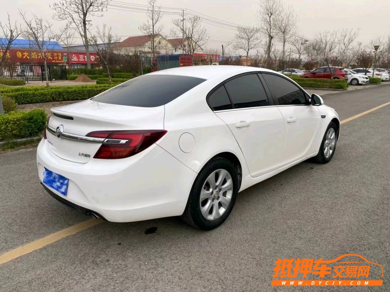 潍坊16年别克君威7