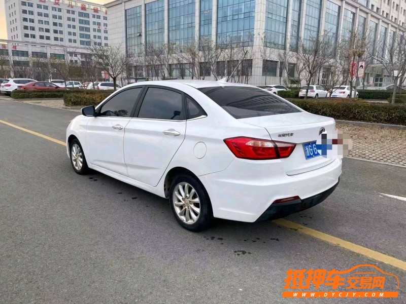 濰坊15年長安汽車悅翔8