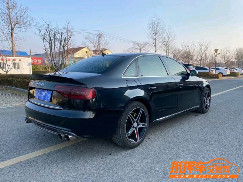 潍坊13年奥迪A4L7