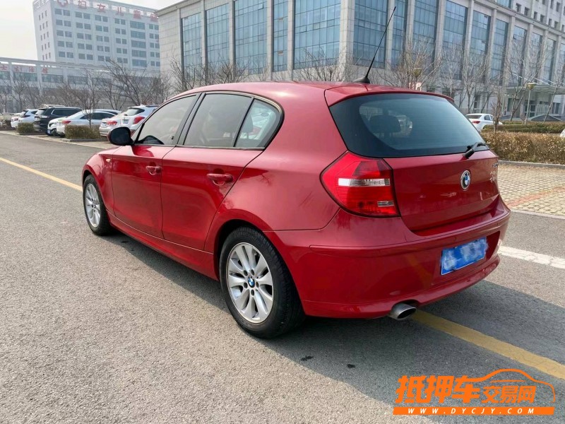 潍坊11年宝马1系8
