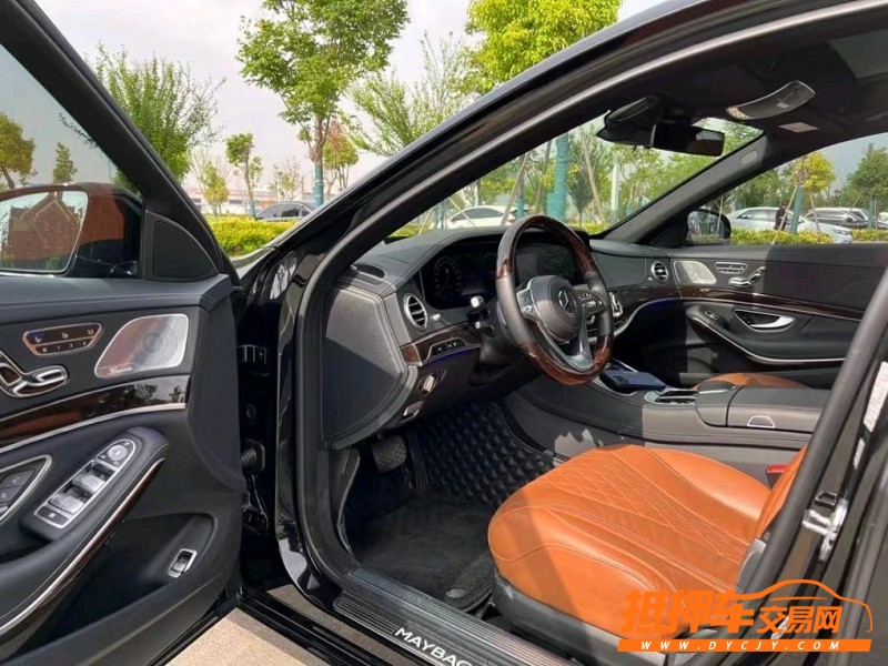 盐城21年奔驰迈巴赫S级6