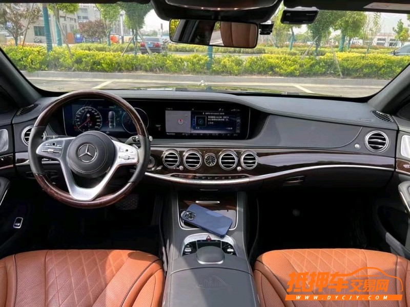 盐城21年奔驰迈巴赫S级7