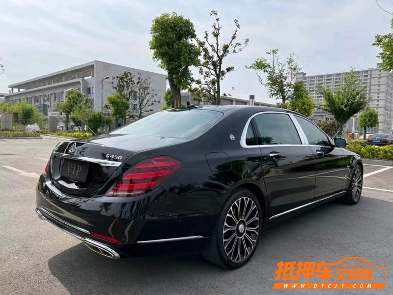 盐城21年奔驰迈巴赫S级9