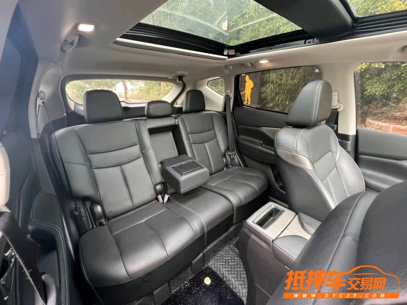 上饒19年日產樓蘭7