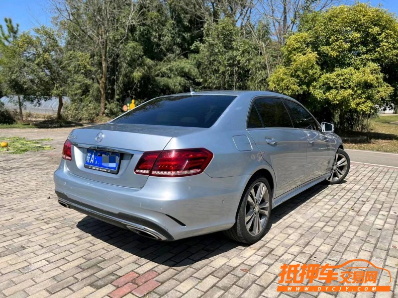 上饒14年奔馳E8