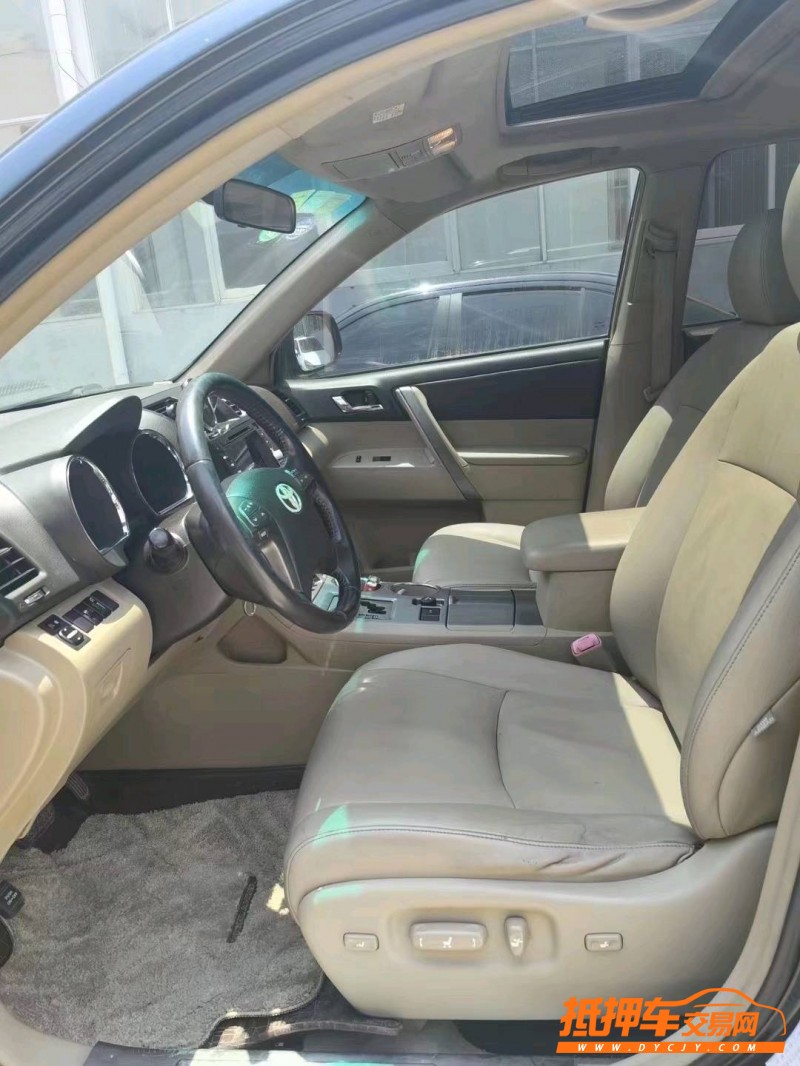 潍坊11年丰田汉兰达3