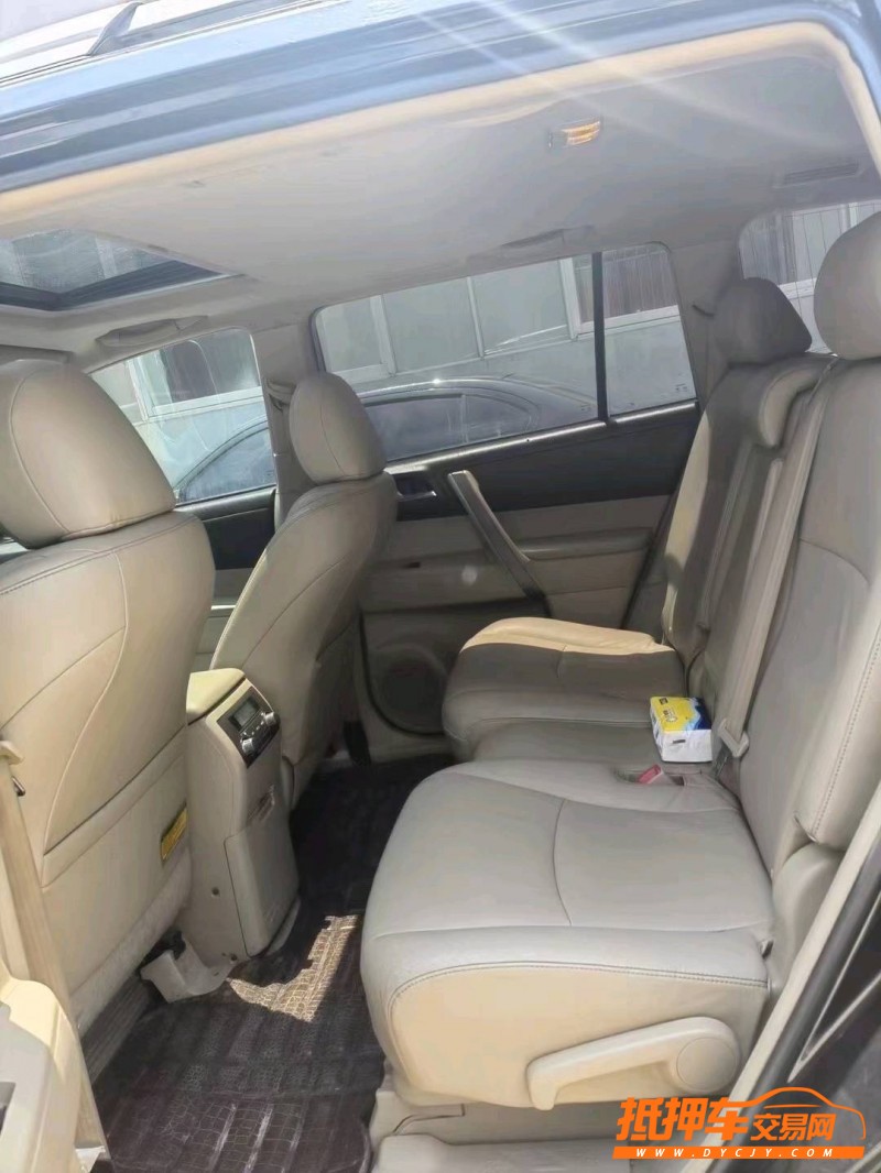 潍坊11年丰田汉兰达6