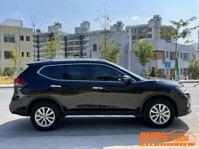 廣州20年日產奇駿4