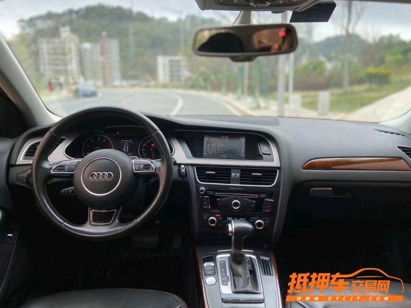 廣州16年奧迪A4L9
