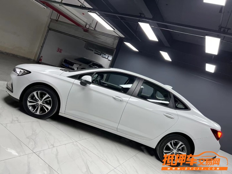 成都22年別克威朗4