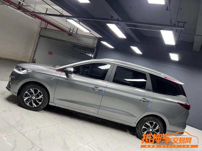 成都19年寶駿3604
