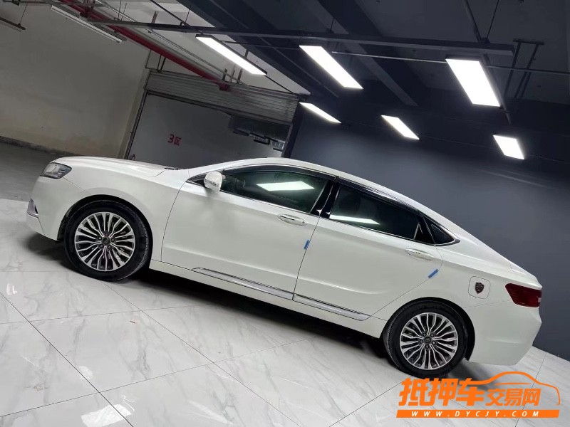 成都17年吉利博瑞4