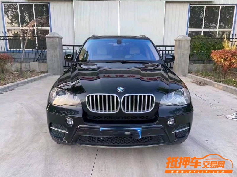 東營12年寶馬X51