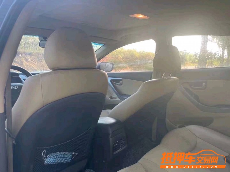 潍坊12年现代朗动4