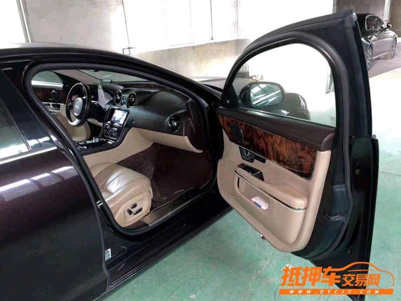 萍鄉13年捷豹XJL5