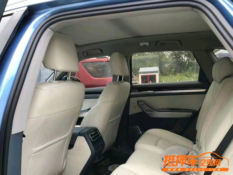 重慶18年眾泰大邁X74