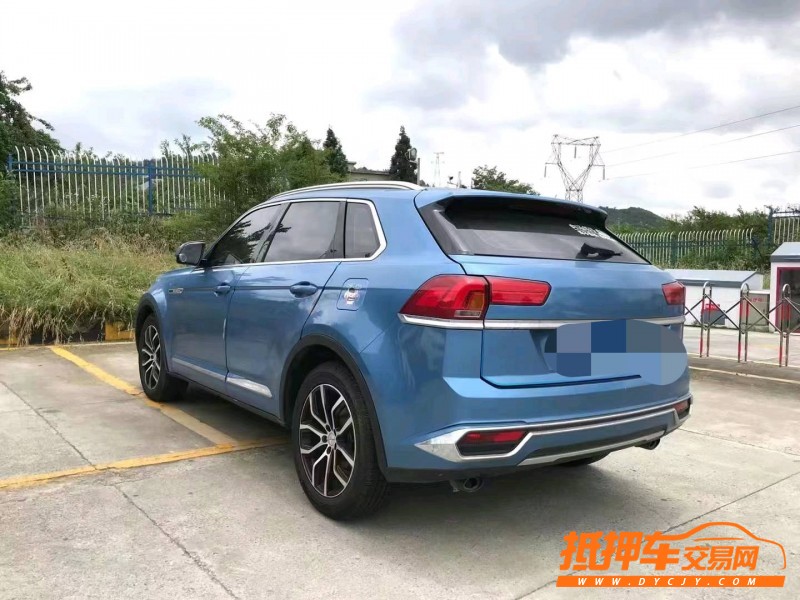 重慶18年眾泰大邁X76
