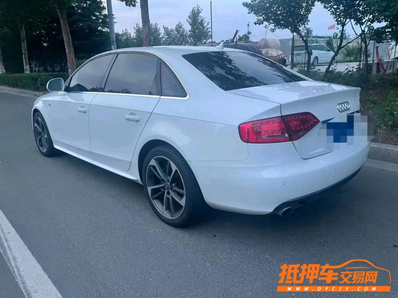 濟寧11年奧迪A4L6