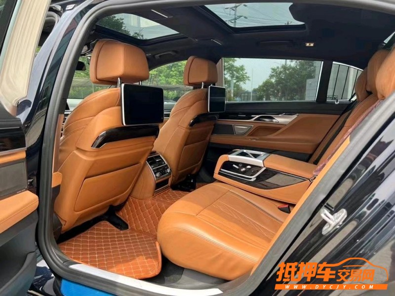 盐城18年宝马7系5