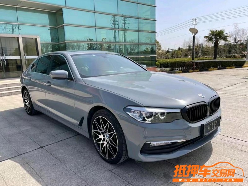 盐城18年宝马5系3