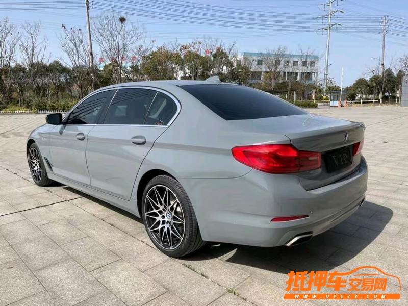 盐城18年宝马5系4