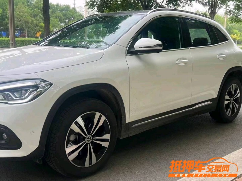 邢台22年奔驰GLA2