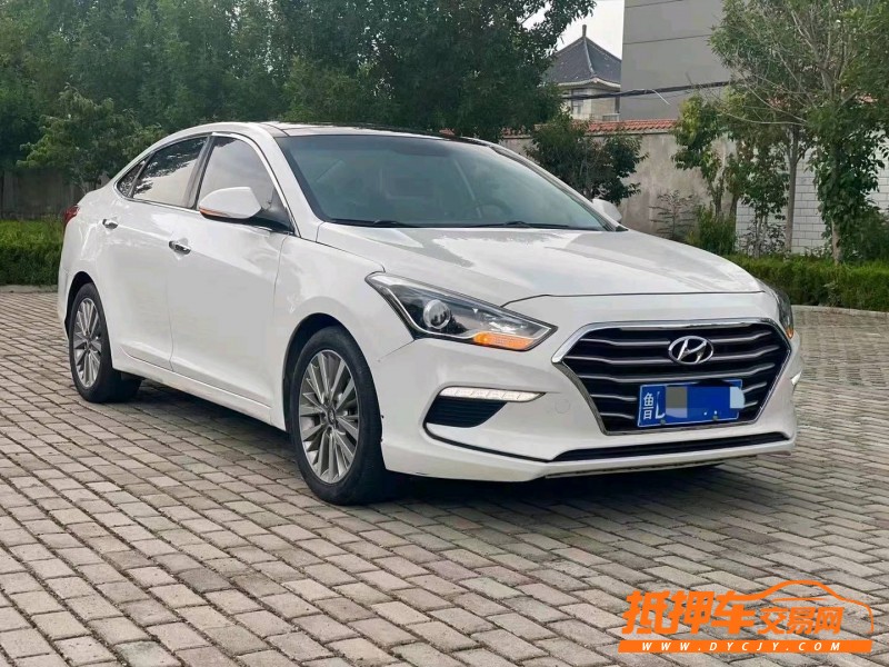 潍坊17年现代名图8