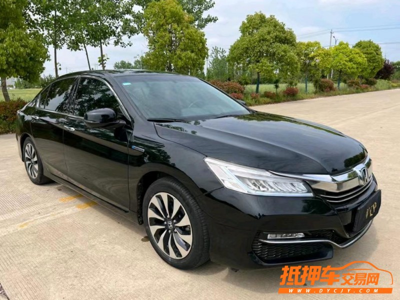 盐城17年本田雅阁3