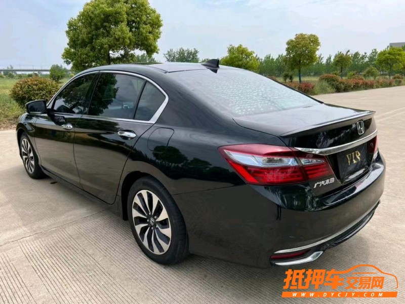 盐城17年本田雅阁5