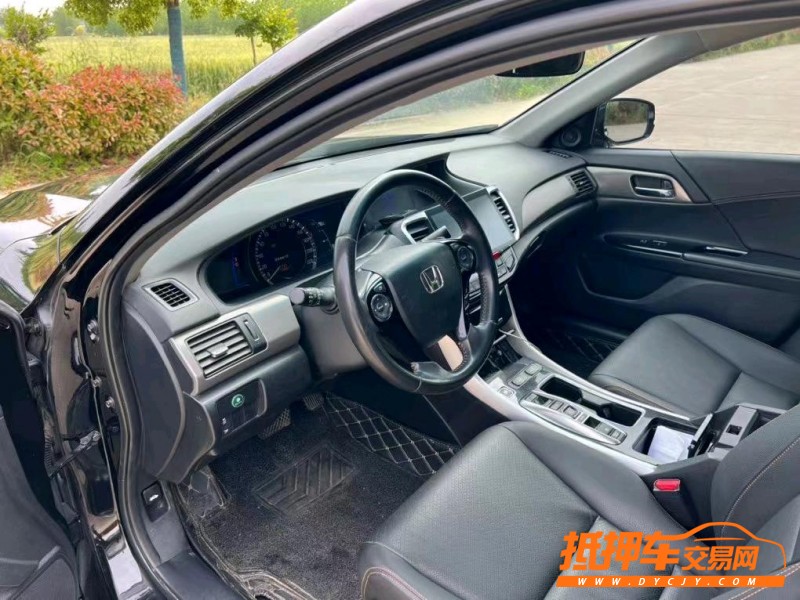 盐城17年本田雅阁6