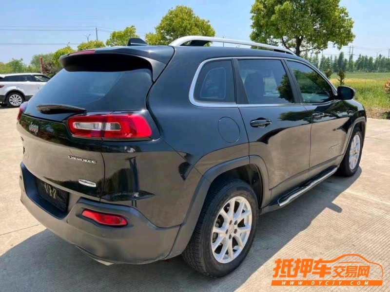 鹽城17年Jeep自由光6