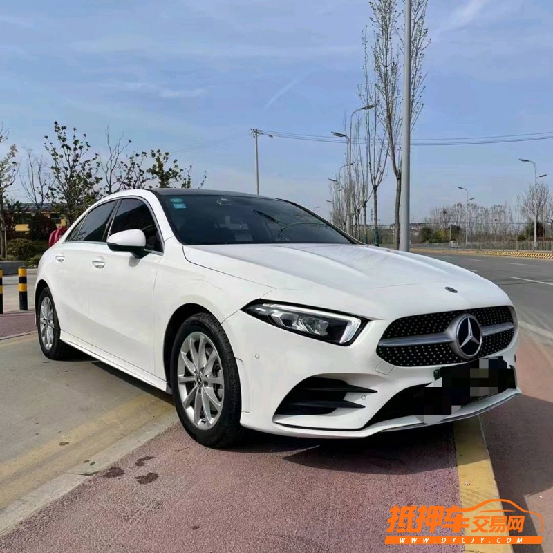 枣庄19年奔驰A3