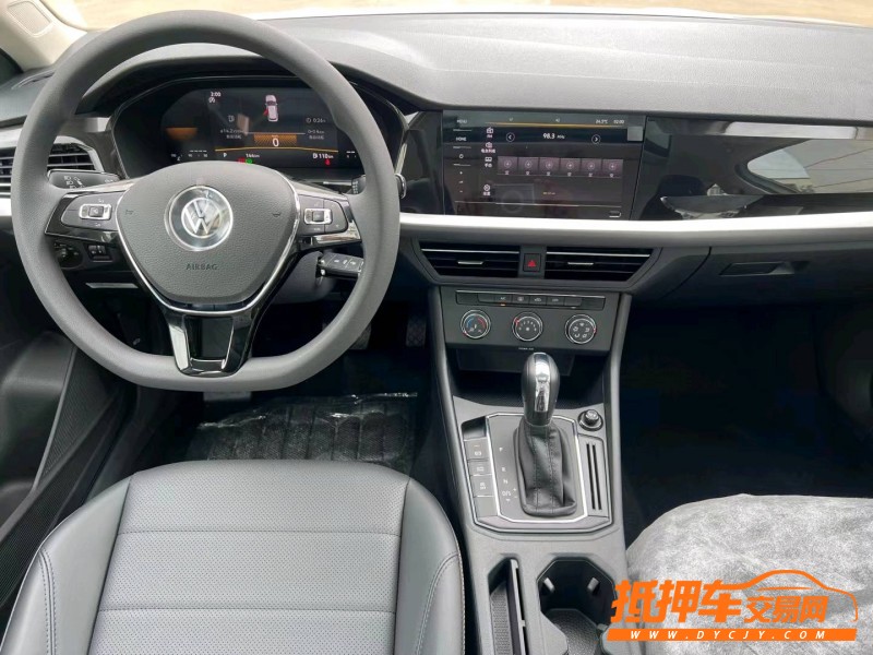 中山22年大众朗逸2