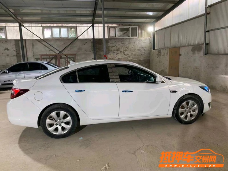 潍坊17年别克君威3