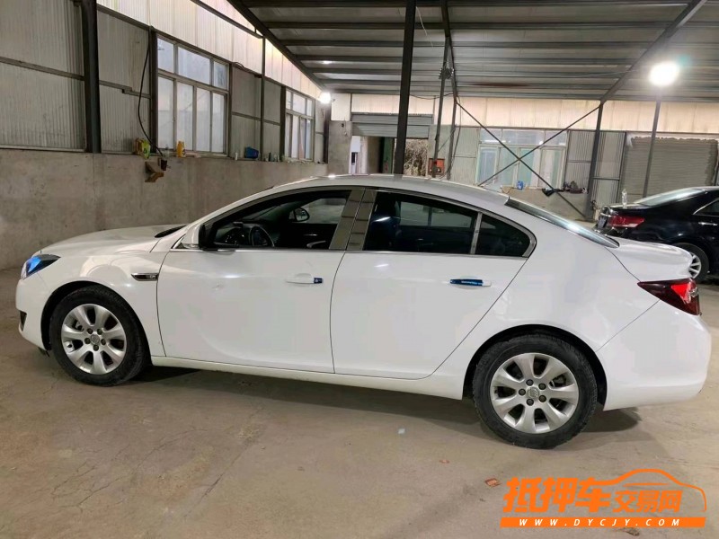 潍坊17年别克君威8