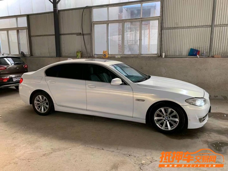 潍坊11年宝马5系8