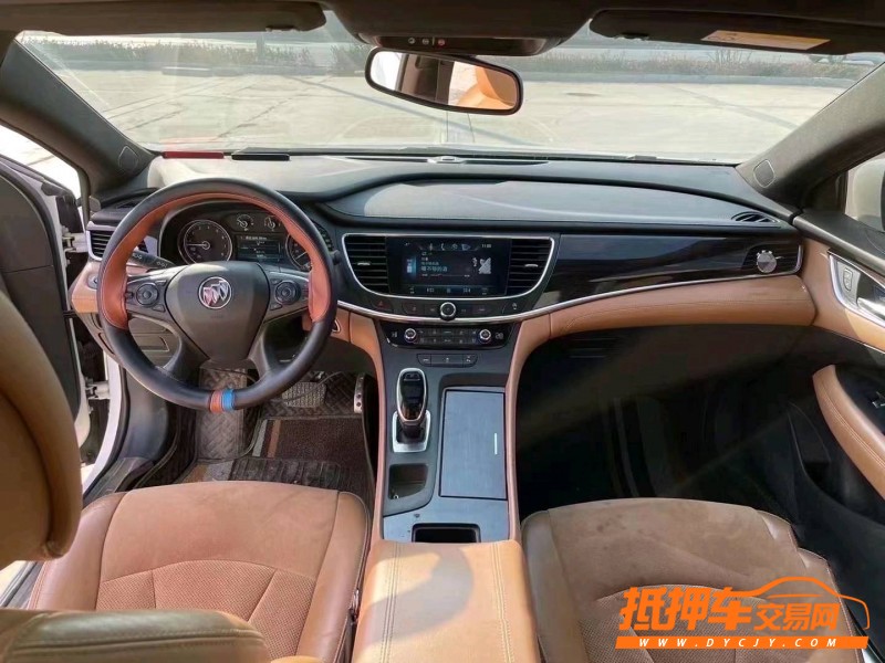 潍坊16年别克君越9