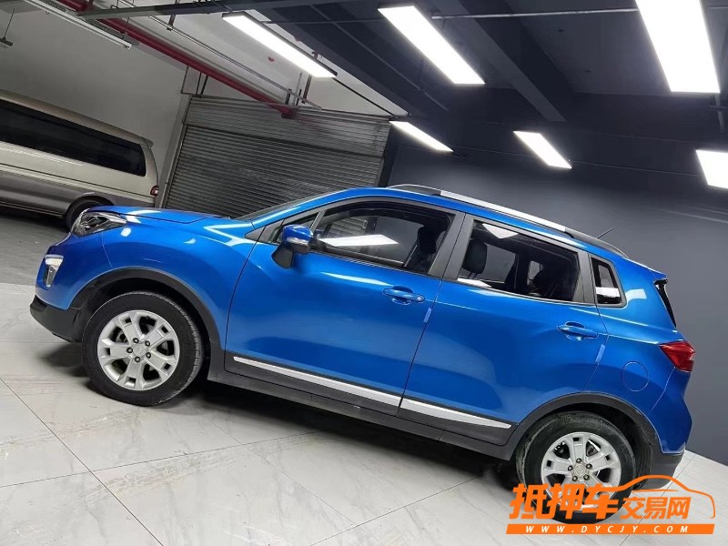 成都17年長安汽車CS155
