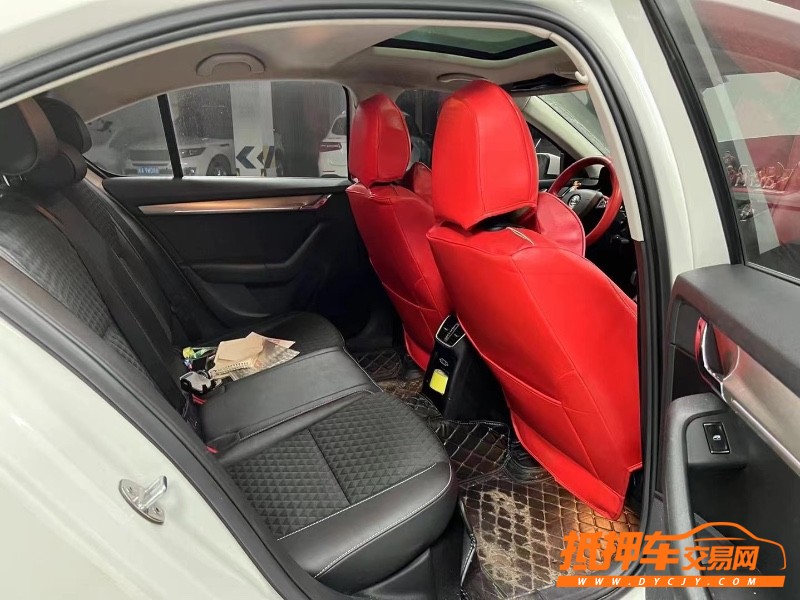 成都18年斯柯達明銳8